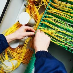 Câbleur Raccordeur Réseaux Fibre Optique et FTTH