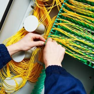 Réalisation du réseau de transport FTTH-D1 déploiement FTTH D2 + pack habilitation