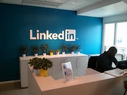 PERFECTIONNEMENT À L'UTILISATION DE LINKEDIN - Guyane • Antilles