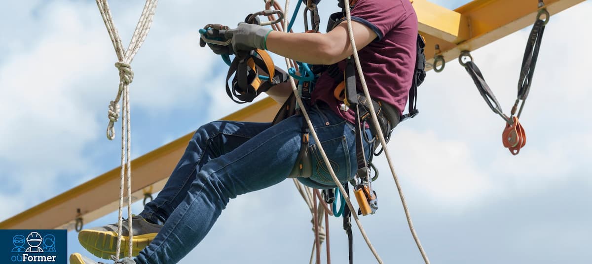 Formation IRATA : certification cordiste en centre agréé | OùFormer